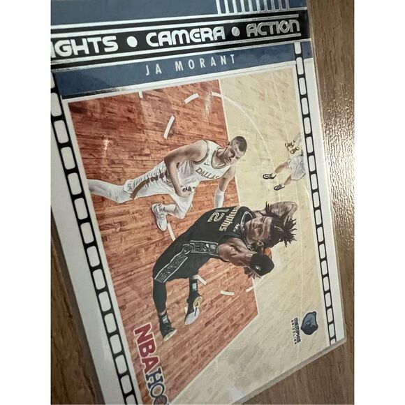 2021 NBA Hoops #6 JA MORANT Lights Camera Action Winter - Picture 2 of 6